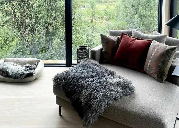 Cozy Neo With In Out In