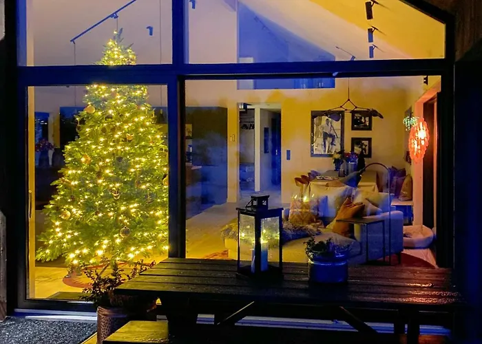 Cozy Neo With In Out In Semesterbostad