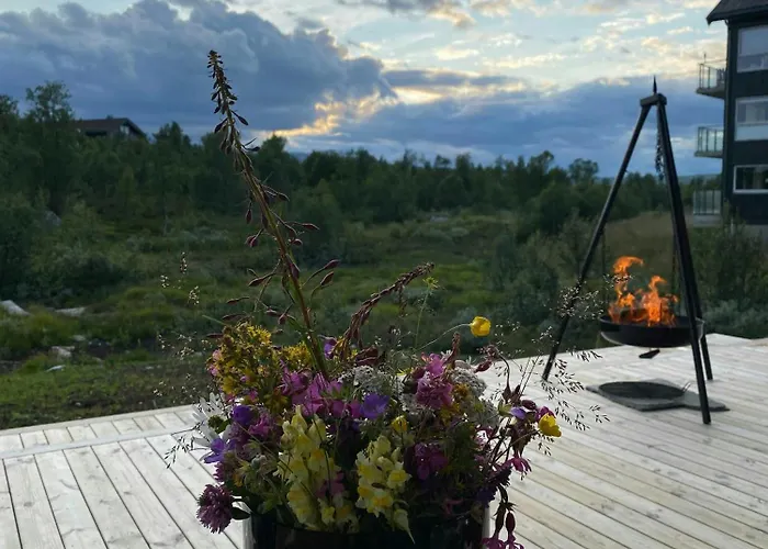 Cozy Neo With In Out In Semesterbostad